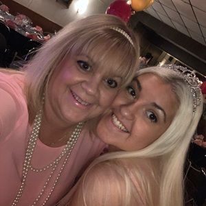 Meet your Posher, Tina